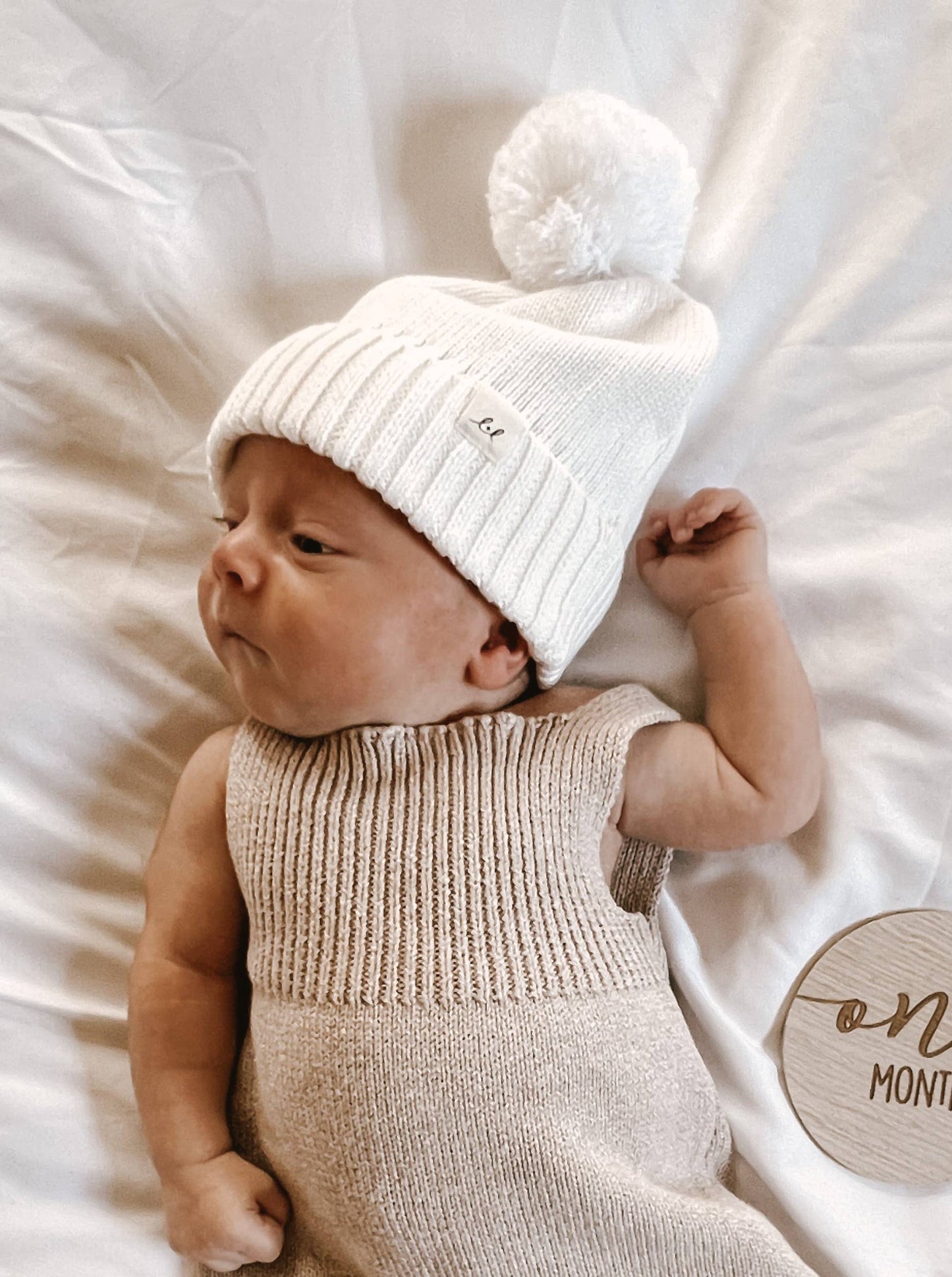 Luna + Luca Pom Beanie - White: White / 0-3m