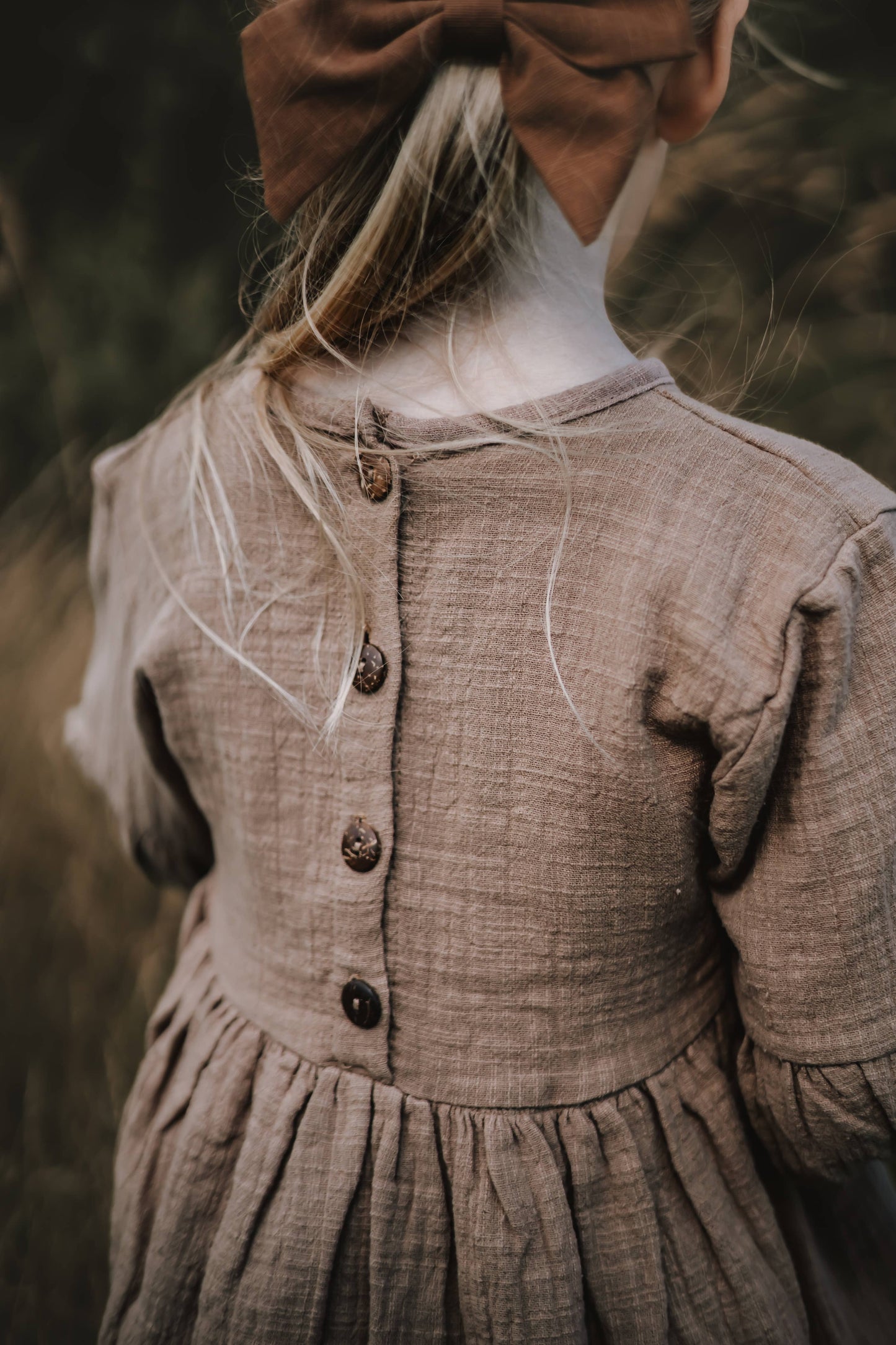 Annie & Charles® organic cotton muslin dress NOAH: Brown / 3-4Y
