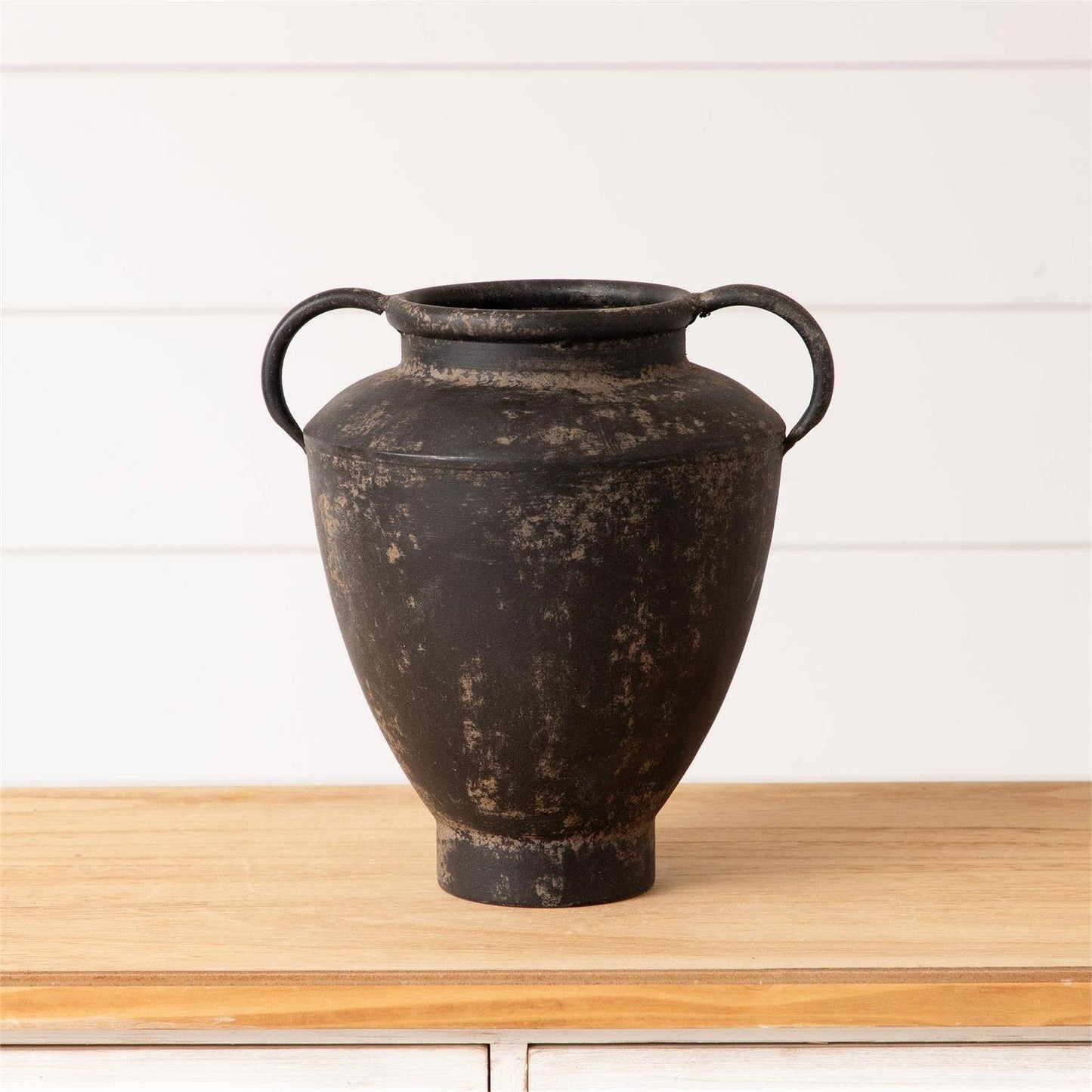 Rustic Metal Urn (PC)
