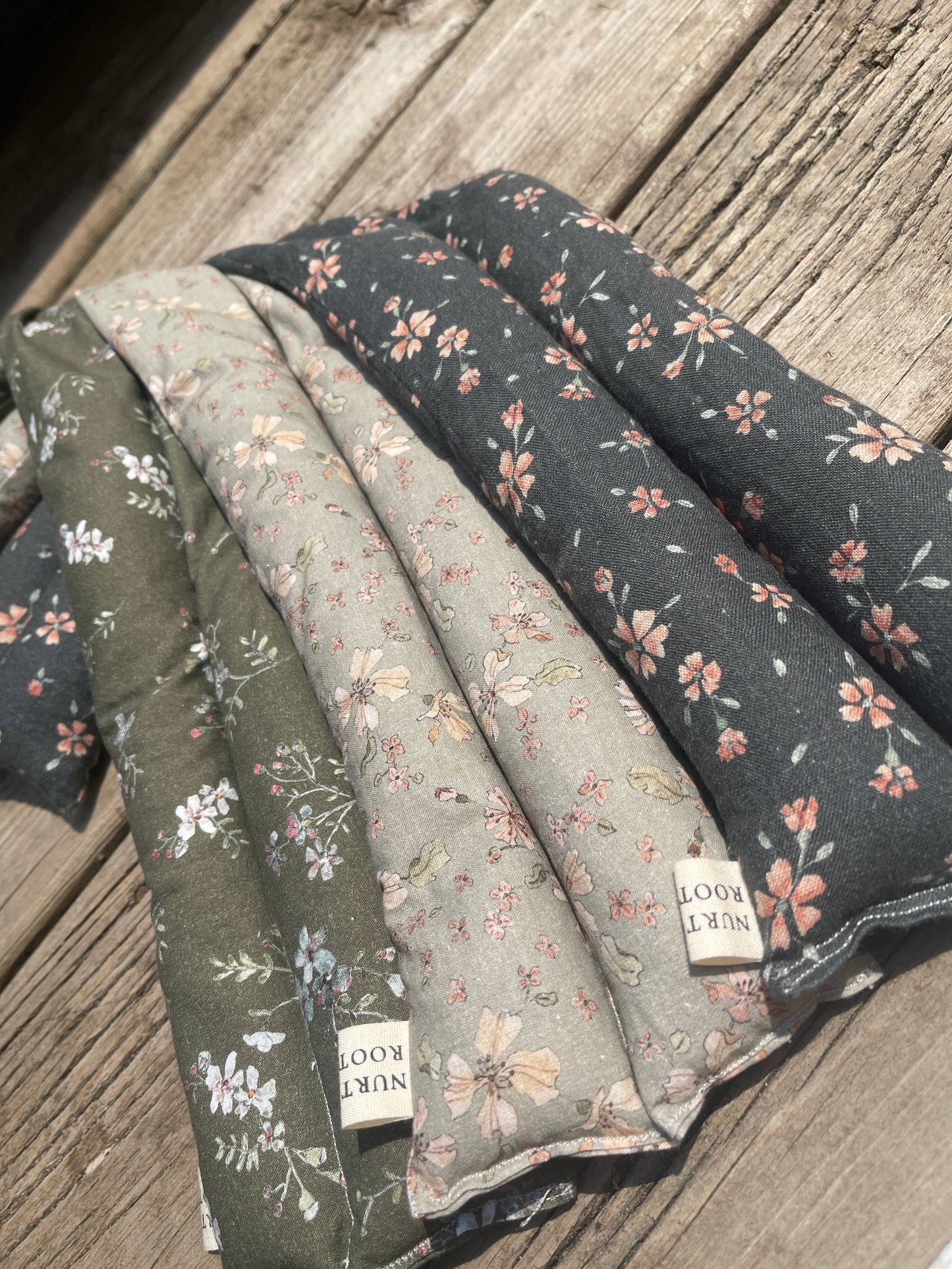 Neck and Shoulder Hot & Cold Rice Bag: Neutral (no design) / Lavender