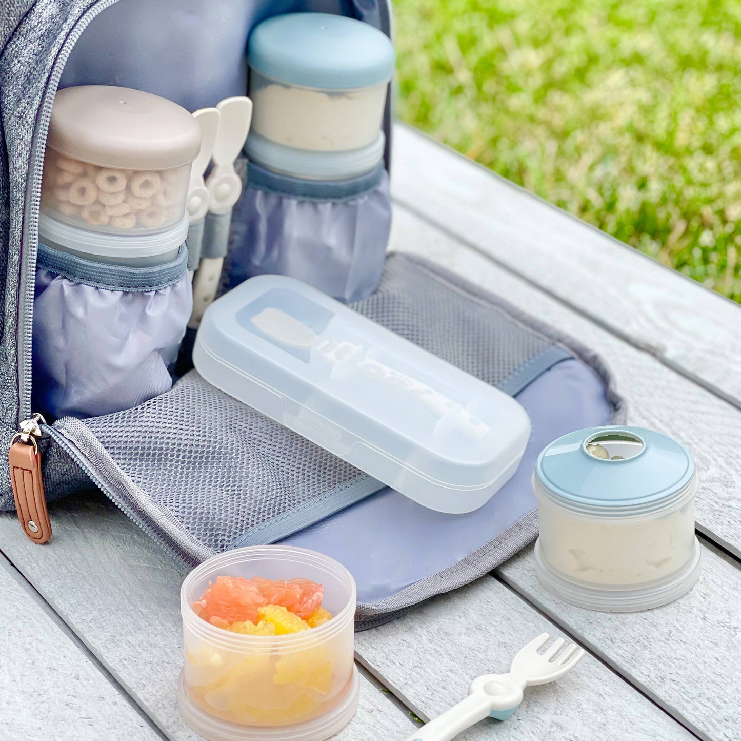 ON-THE-GO Formula Dispensers Blue - New Packaging