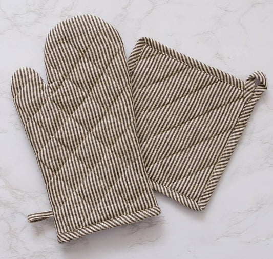 Oven Mitt and Potholder