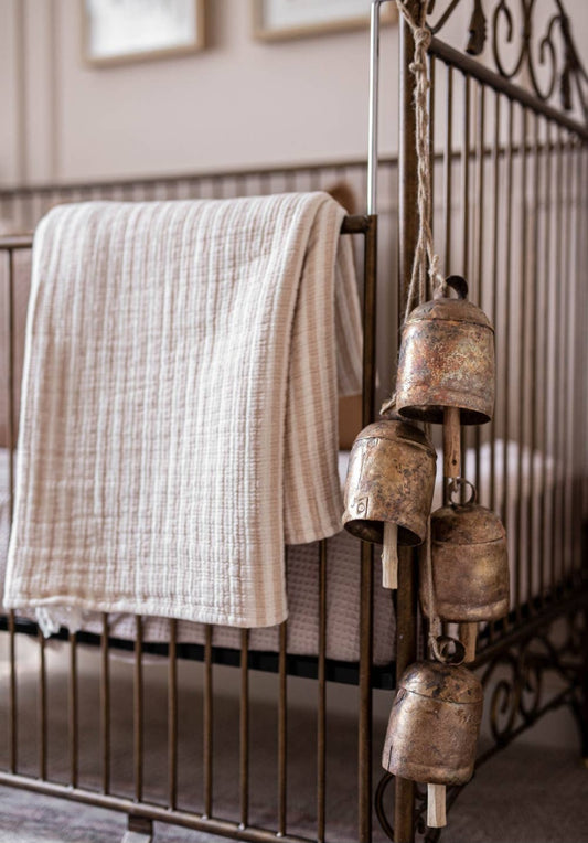 Bell Hanging Clusters