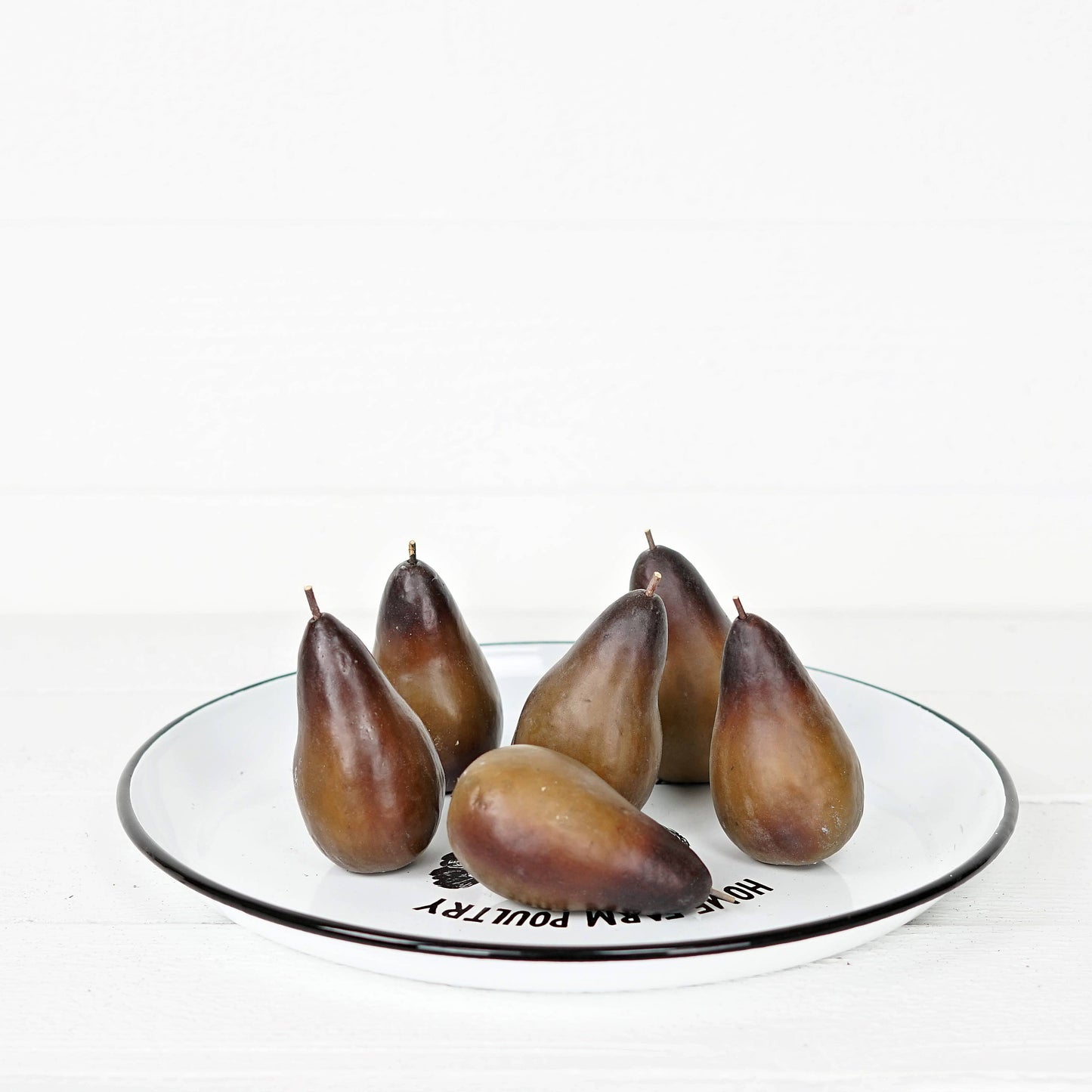 ISFP05Sage- Single Pear 4.5" x 2.5"